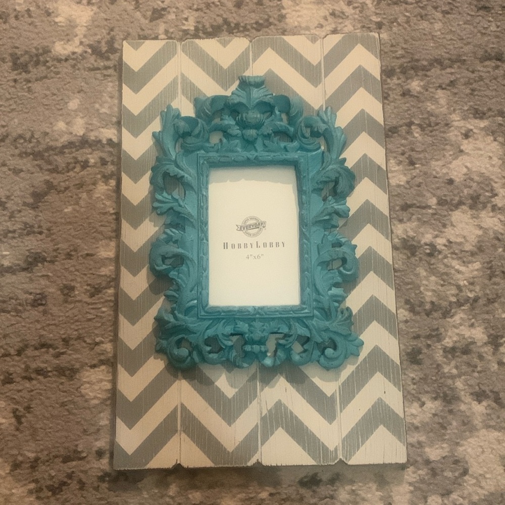 🔥🔥Like new hobby lobby frame